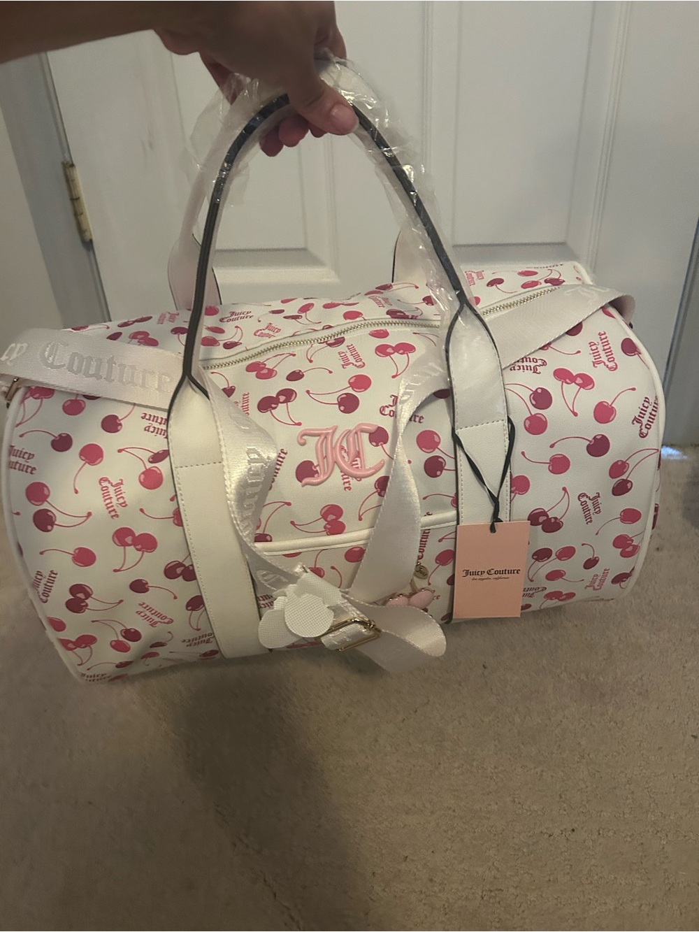 NWT JUICY COUTURE weekender cherry 🍒 print large duffel bag.